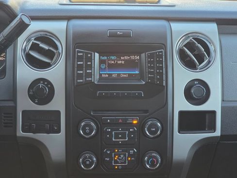 Used 2014 Ford F150 XLT w/ Equipment Group 302A Luxury AWD/4WD image 12