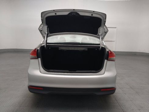 Used 2018 Kia Forte LX w/ LX Rear Camera Package FWD image 29
