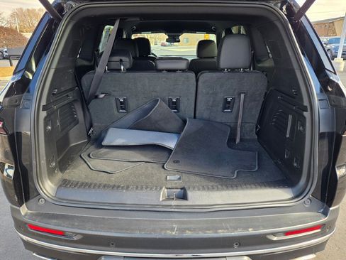 Certified 2025 Buick Enclave Preferred image 16