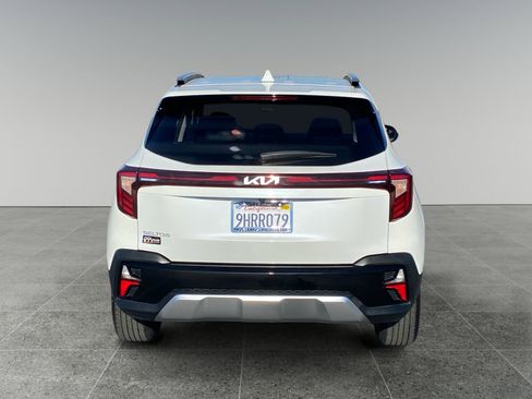 Used 2024 Kia Seltos S image 4
