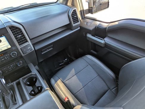 Used 2018 Ford F150 Raptor w/ Equipment Group 801A Mid image 18