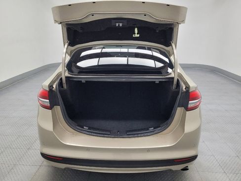 Used 2018 Ford Fusion SE w/ Fusion SE Technology Package FWD image 29