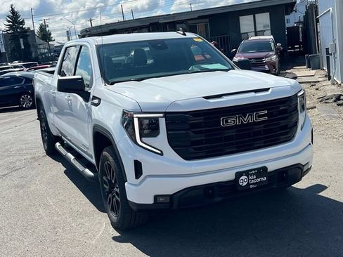 Used 2025 GMC Sierra 1500 Elevation AWD/4WD image 3