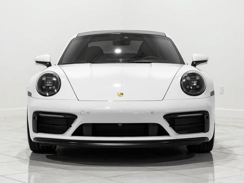 Used 2022 Porsche 911 Carrera 4 GTS AWD/4WD image 2