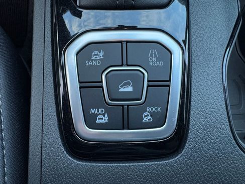 New 2026 Nissan Frontier SV w/ SV Convenience Package image 23