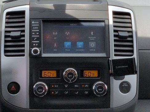 Certified 2020 Nissan Frontier SV RWD image 17
