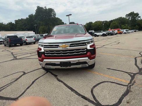 Certified 2023 Chevrolet Silverado 1500 LTZ w/ LTZ Premium Package AWD/4WD image 3