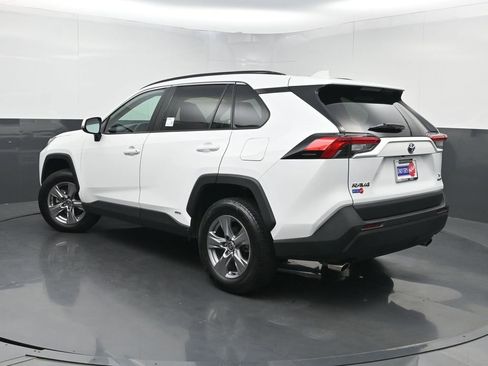 Used 2022 Toyota RAV4 XLE w/ Convenience Package AWD/4WD image 22