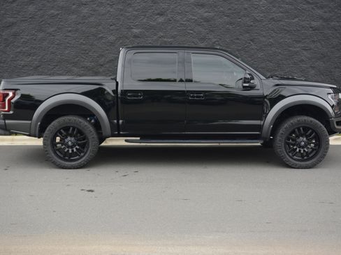 Used 2018 Ford F150 Raptor w/ Equipment Group 802A Luxury AWD/4WD image 8