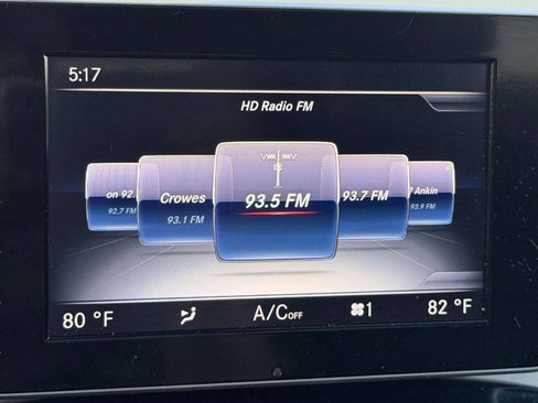 Used 2017 Mercedes-Benz GLC 300 4MATIC image 42