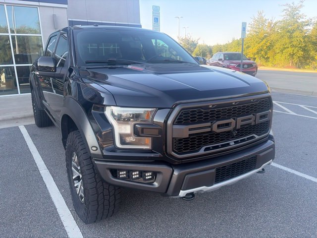 Used 2018 Ford F150 Raptor w/ Equipment Group 802A Luxury AWD/4WD image 4
