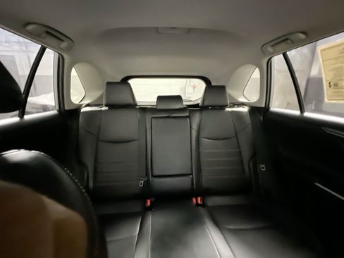 Used 2023 Toyota RAV4 XLE Premium AWD/4WD image 33