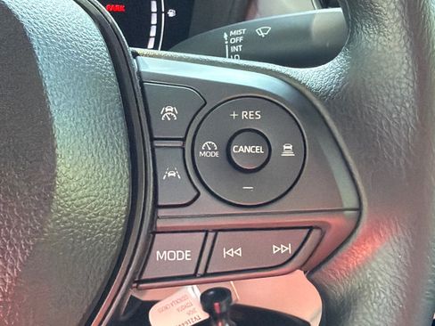 Used 2026 Toyota Corolla Cross L FWD image 25
