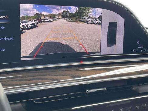 Used 2024 Cadillac Escalade ESV Sport Platinum w/ LPO, ONYX Package image 29