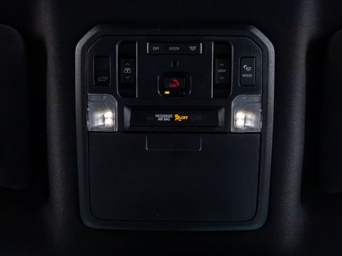 Used 2024 Toyota Sequoia Platinum image 29