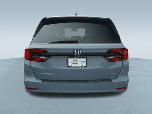 Used 2023 Honda Odyssey Sport image 7