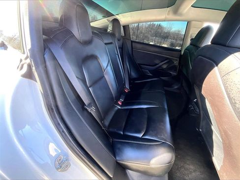 Used 2020 Tesla Model 3 Standard Range image 24