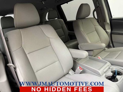Used 2016 Honda Odyssey EX-L image 23