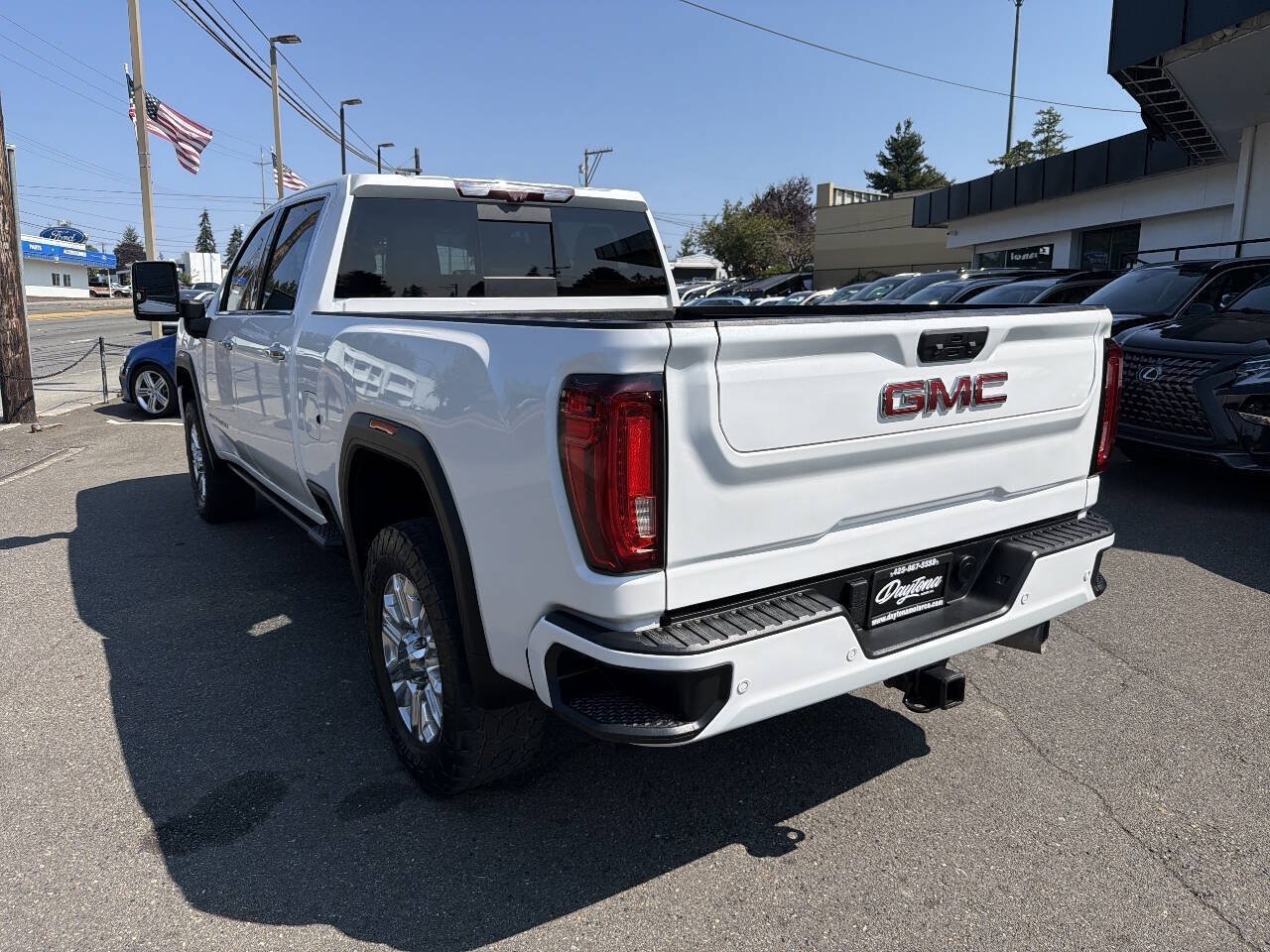 Used 2021 GMC Sierra 3500 Denali w/ Denali Ultimate Package AWD/4WD image 5