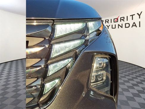 Used 2024 Hyundai Tucson Limited image 8