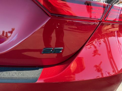 Used 2023 Toyota Camry SE w/ Convenience Package image 37