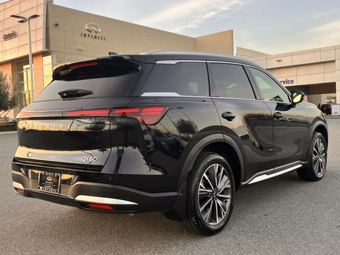 Certified 2026 INFINITI QX60 Luxe w/ Cargo Package image 4