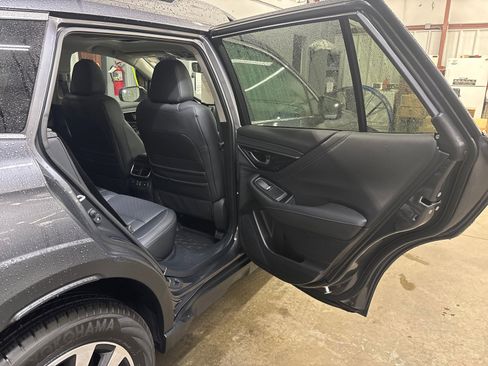 Certified 2025 Subaru Outback Limited image 39