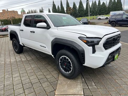 New 2026 Toyota Tacoma TRD Off-Road image 7