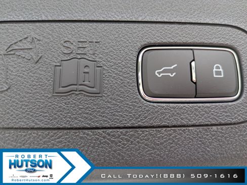 New 2026 Lincoln Aviator 2WD w/ Jet Appearance Package image 9