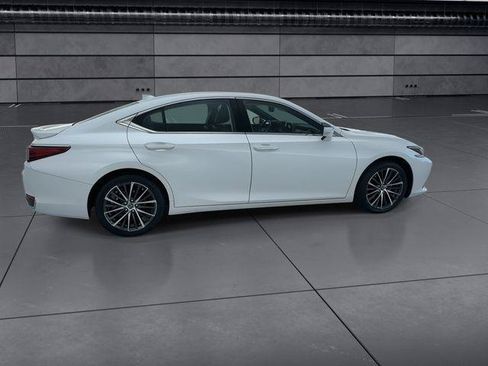 Certified 2024 Lexus ES 300h w/ Premium Package FWD image 9