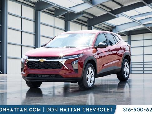 New 2026 Chevrolet Trax LS FWD image 21