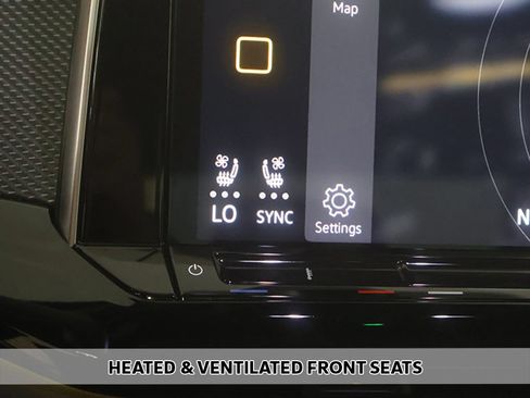 Used 2024 Volkswagen Atlas Cross Sport SEL Premium R-Line AWD/4WD image 9