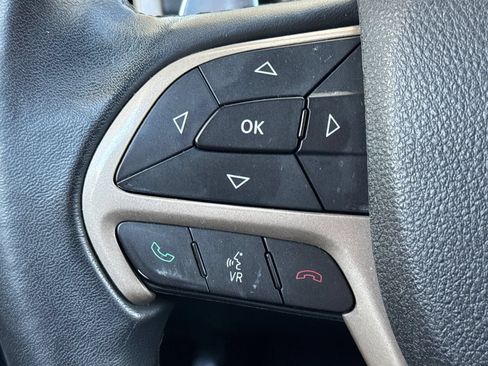 Used 2015 Jeep Grand Cherokee Laredo w/ Quick Order Package 23E AWD/4WD image 25