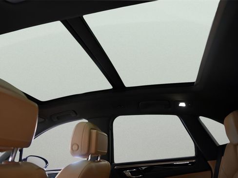 Used 2018 Porsche Macan image 34