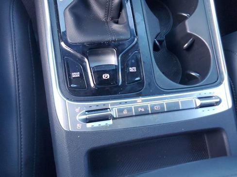 Certified 2025 Kia Carnival SX Prestige FWD image 28