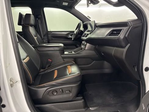 Used 2021 GMC Yukon XL AT4 image 11