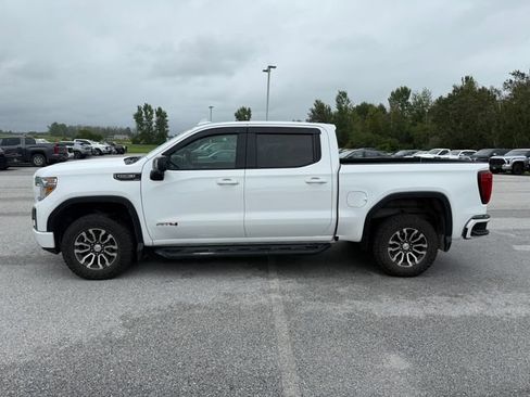 Used 2022 GMC Sierra 1500 AT4 w/ AT4 Preferred Package AWD/4WD image 2