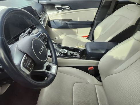 Used 2023 Kia Sportage EX image 10