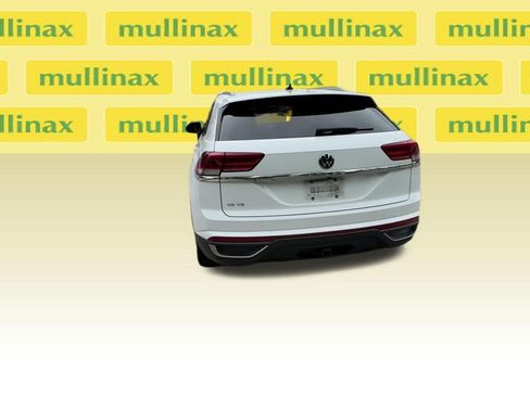 Used 2020 Volkswagen Atlas Cross Sport SE w/ Panoramic Sunroof Package image 34