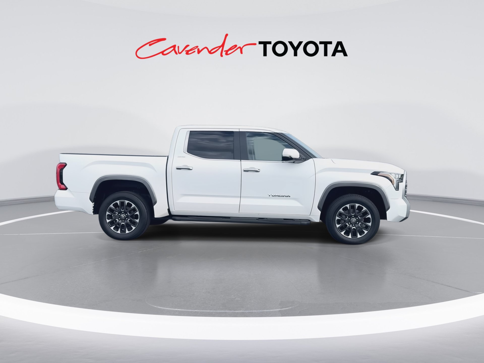 Certified 2025 Toyota Tundra Limited AWD/4WD image 9