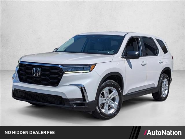 Used 2023 Honda Pilot LX image 1