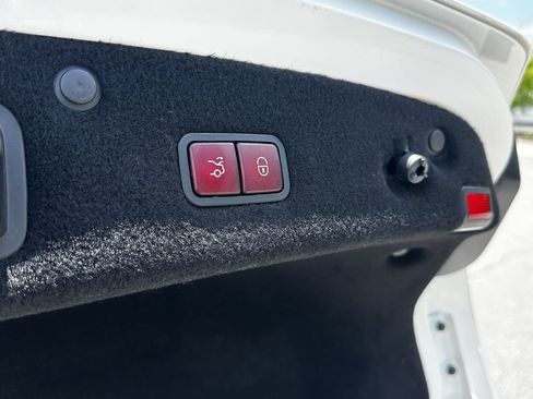 Used 2017 Mercedes-Benz S 550 Cabriolet image 22