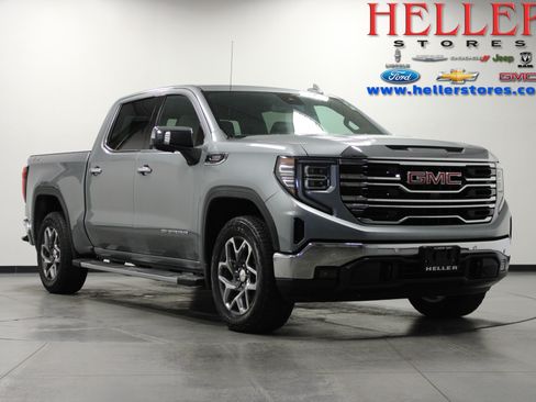 Used 2025 GMC Sierra 1500 SLT w/ SLT Premium Plus Package AWD/4WD image 1