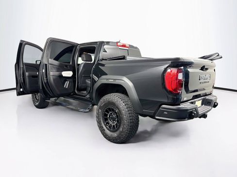 Used 2024 GMC Canyon AT4X w/ AT4X AEV Edition AWD/4WD image 17