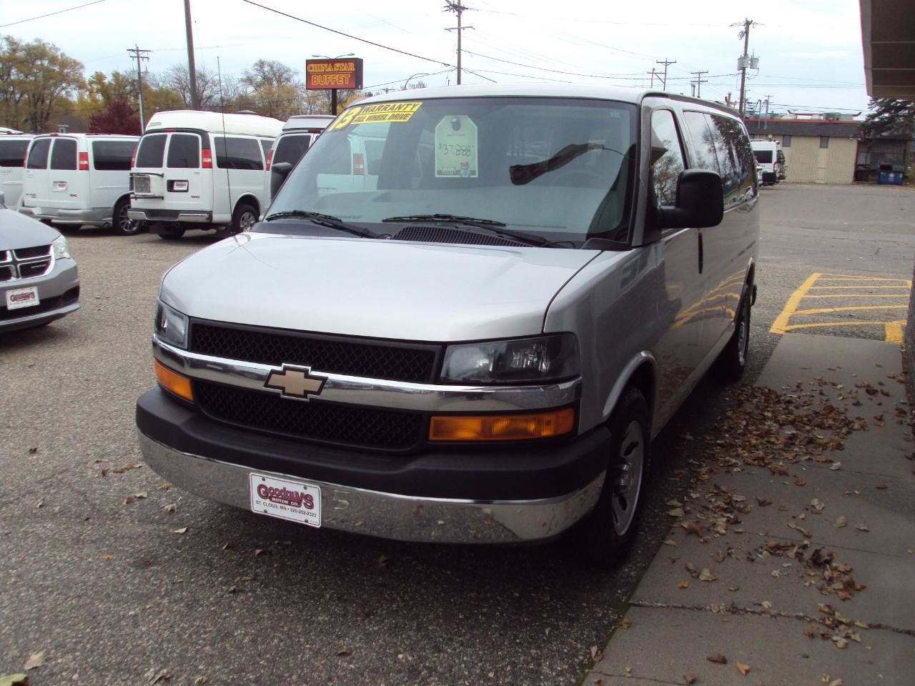 Used 2013 Chevrolet Express 1500 LT w/ LT Preferred Equipment Group AWD/4WD image 4