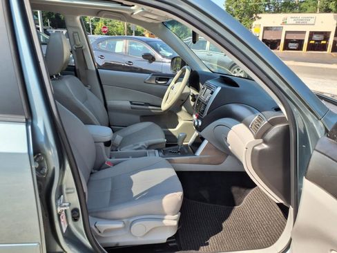 Used 2013 Subaru Forester 2.5X Limited image 31