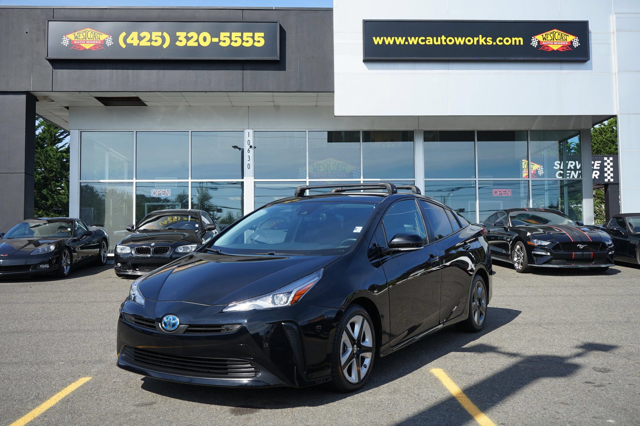 Used 2020 Toyota Prius XLE FWD image 1