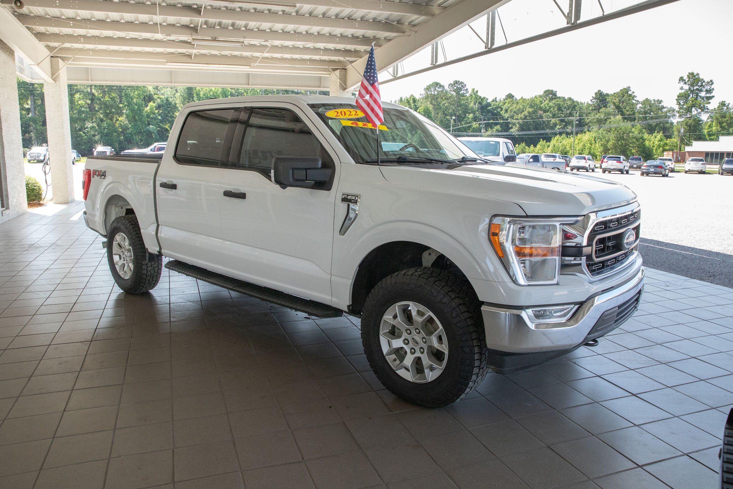 Used 2022 Ford F150 XLT w/ Equipment Group 301A Mid AWD/4WD image 6