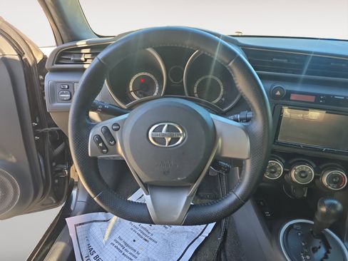 Used 2013 Scion tC image 13