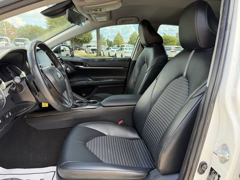 Used 2024 Toyota Camry SE FWD image 22